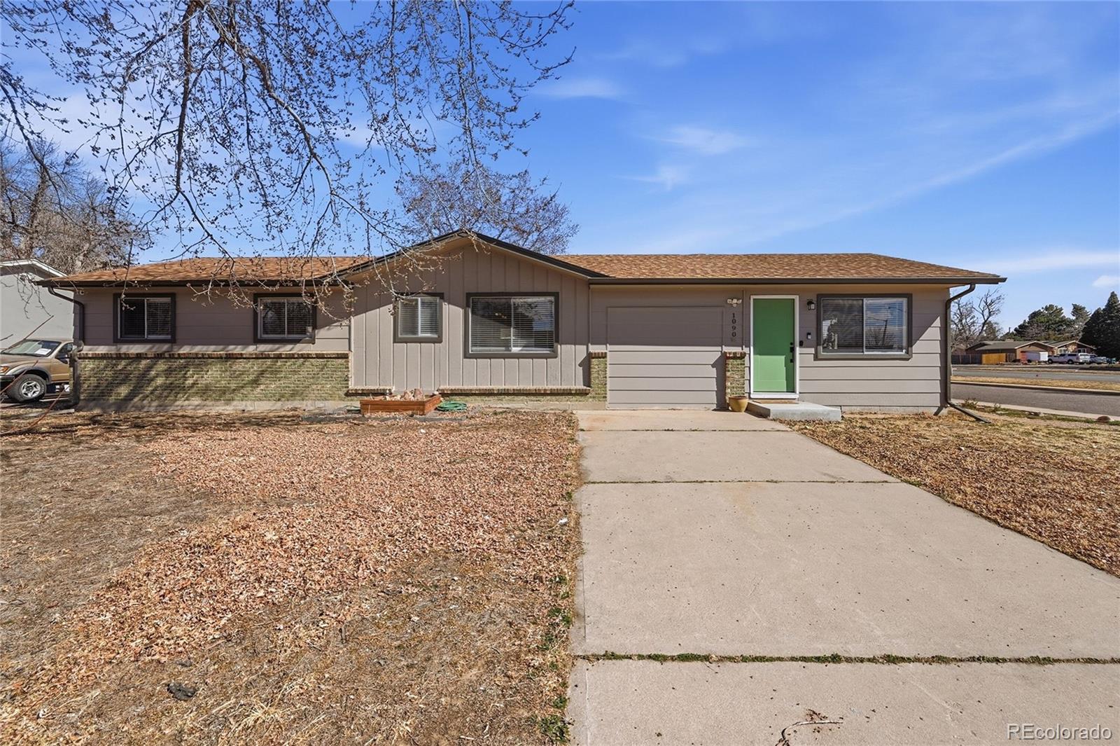 MLS Image #1 for 1090 s newark street,aurora, Colorado