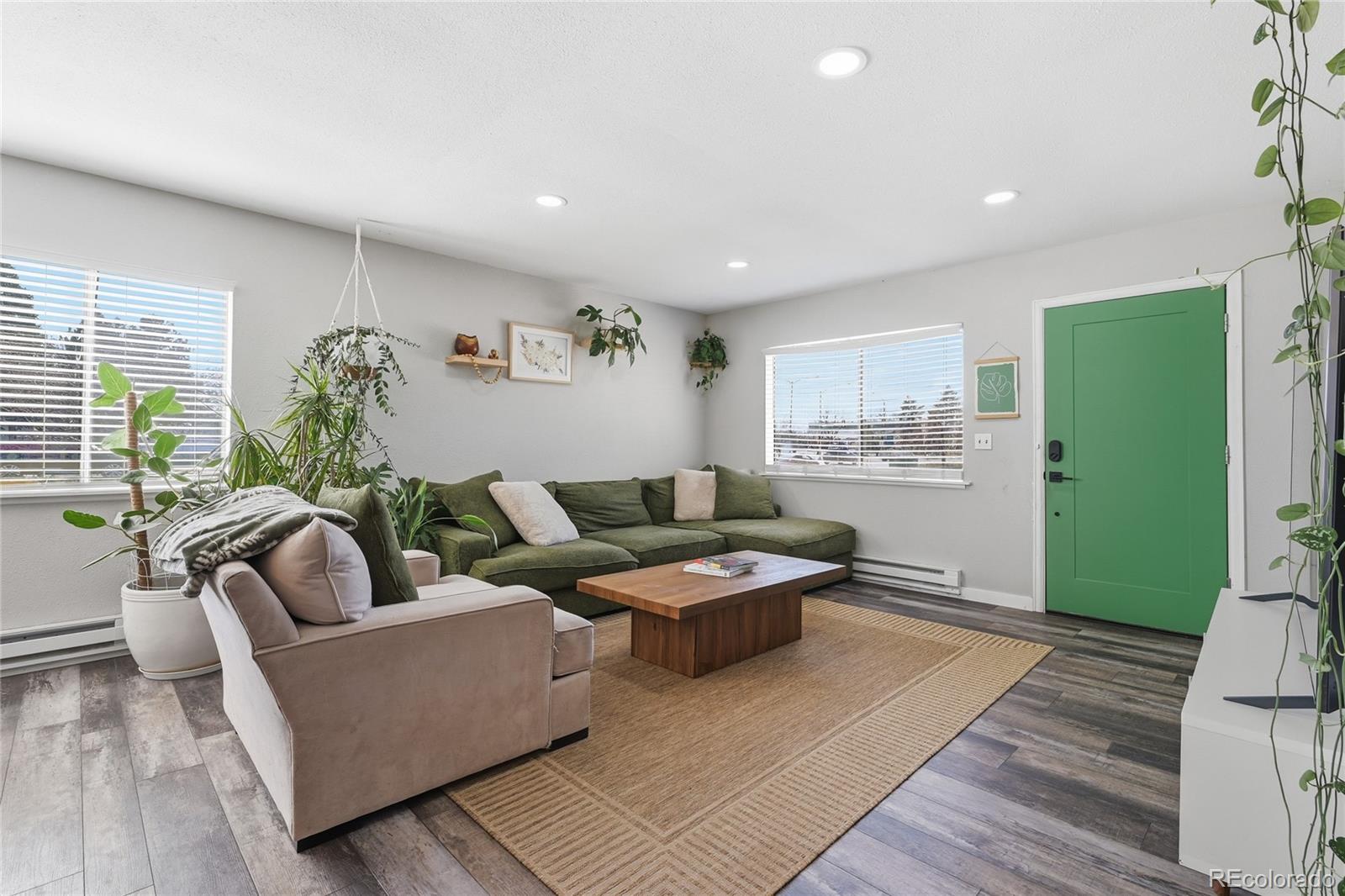 MLS Image #6 for 1090 s newark street,aurora, Colorado