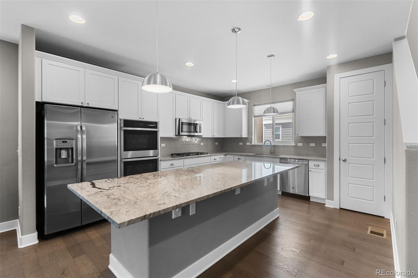 MLS Image #5 for 11918  mountview lane,broomfield, Colorado
