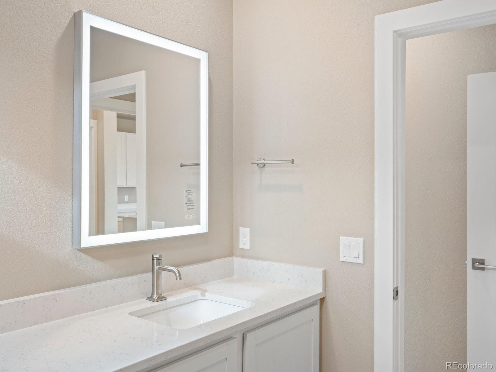MLS Image #19 for 6153 n ceylon street 102,denver, Colorado