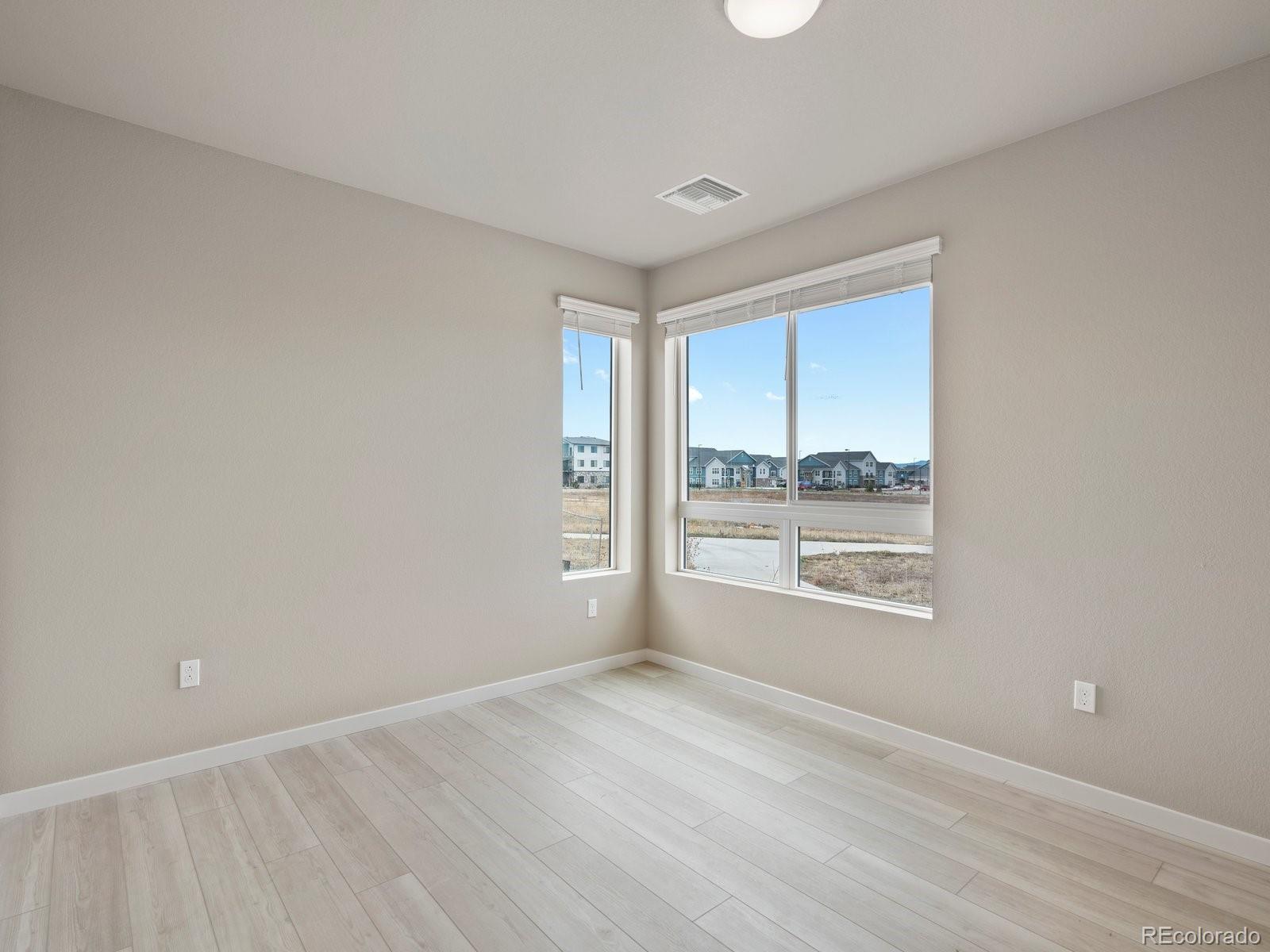 MLS Image #20 for 6153 n ceylon street 102,denver, Colorado