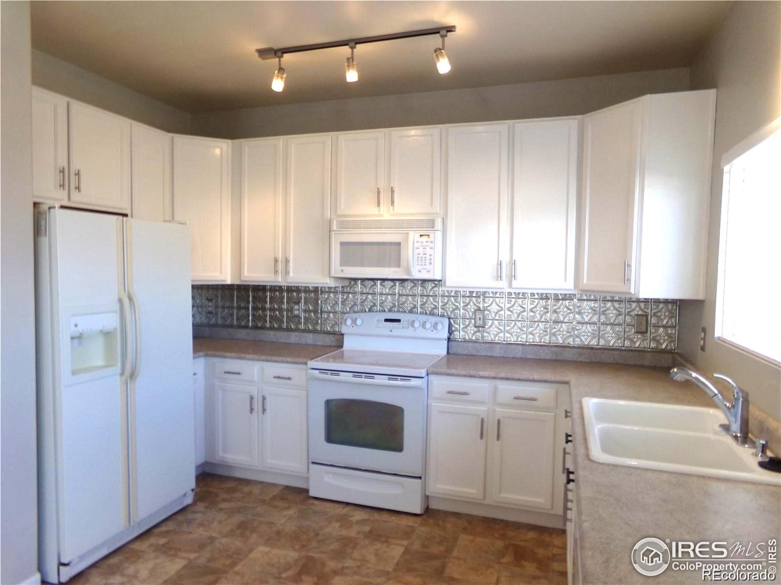 MLS Image #3 for 895  rancher drive,fountain, Colorado