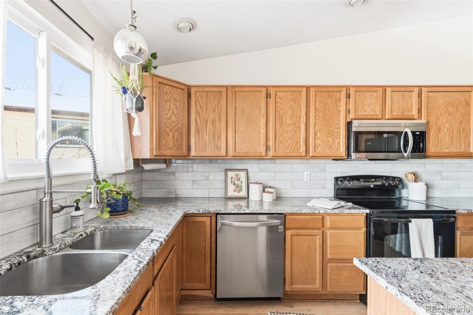 MLS Image #10 for 11736  fenton street,westminster, Colorado