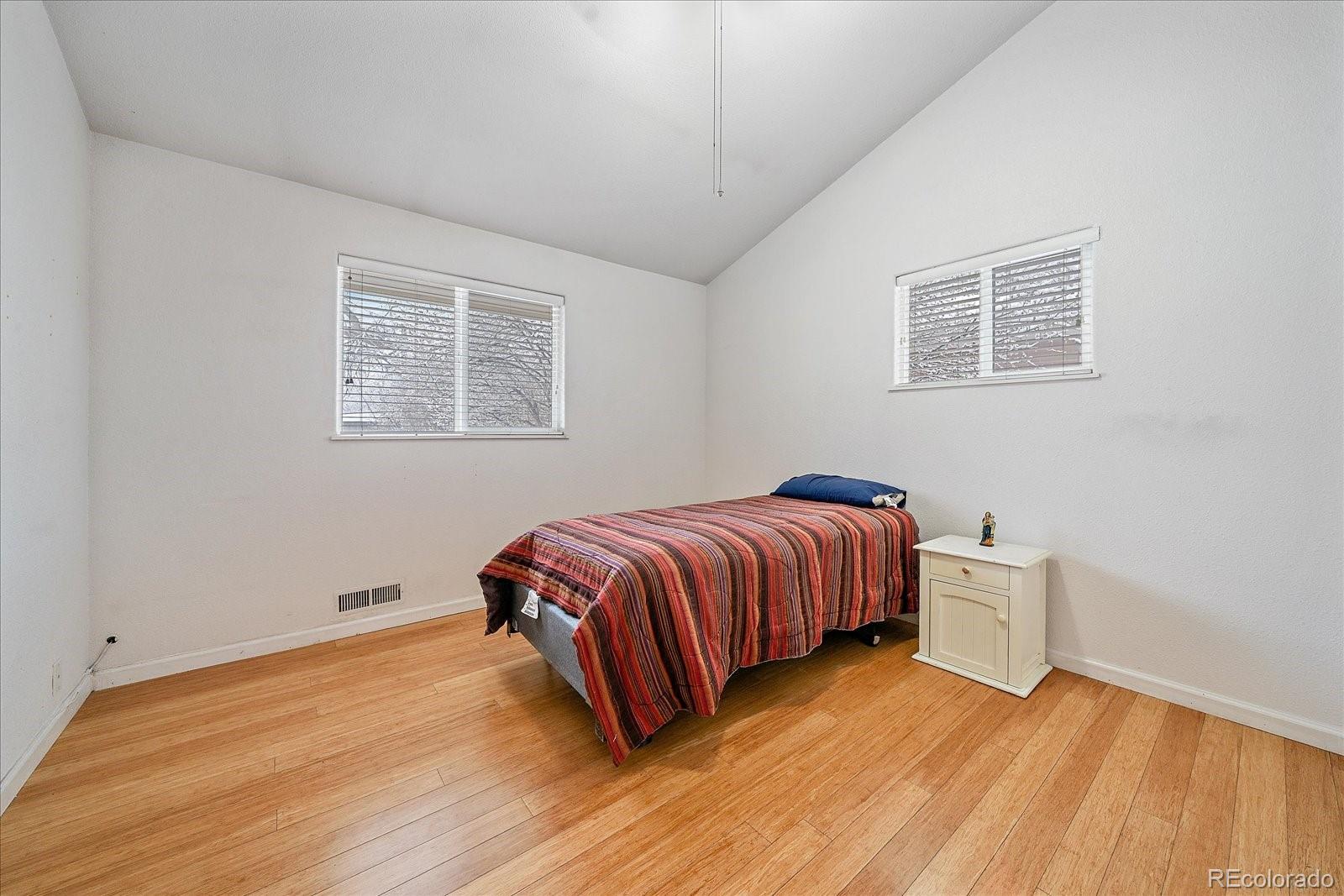 MLS Image #14 for 1575 s clermont street,denver, Colorado
