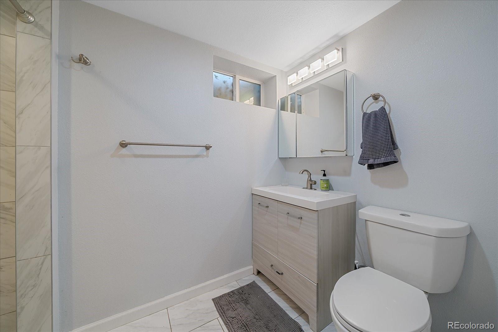 MLS Image #23 for 1575 s clermont street,denver, Colorado
