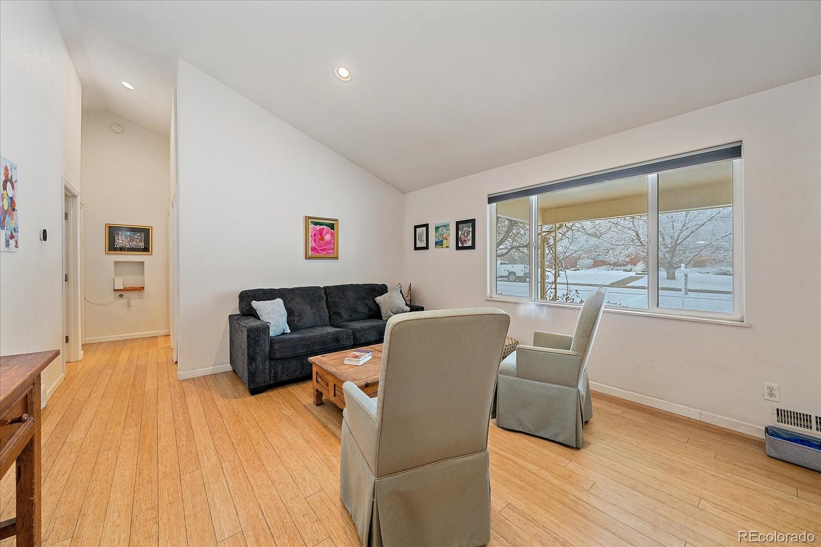 MLS Image #5 for 1575 s clermont street,denver, Colorado
