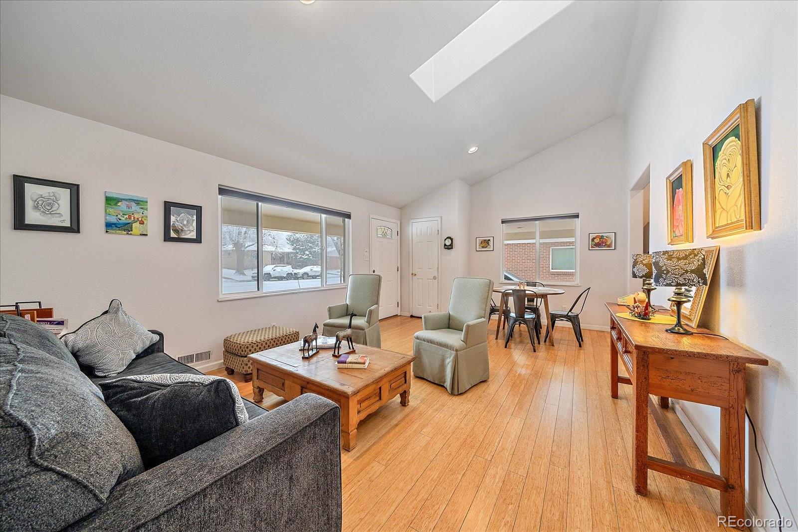 MLS Image #6 for 1575 s clermont street,denver, Colorado