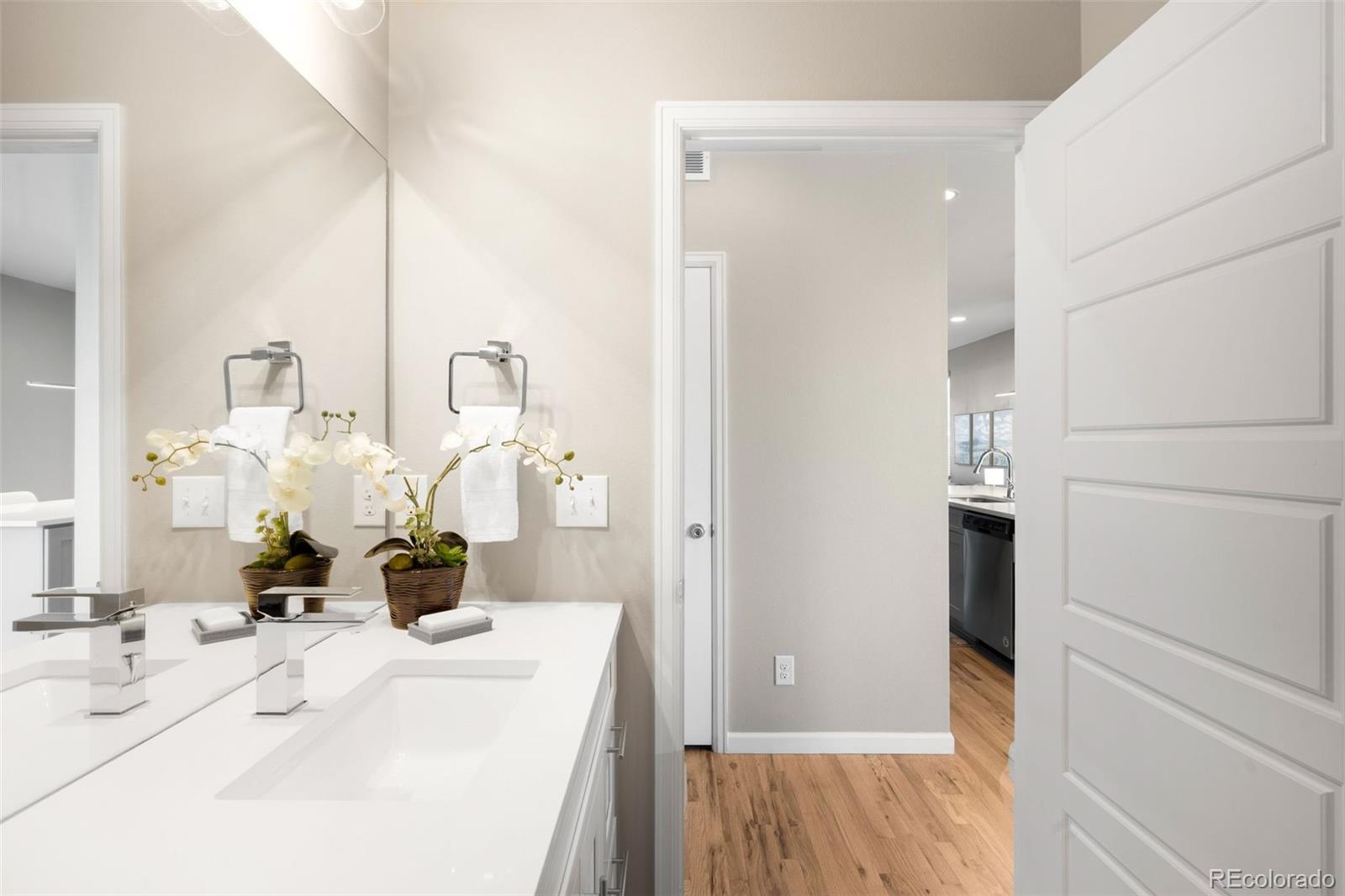 MLS Image #21 for 1039  julian street,denver, Colorado