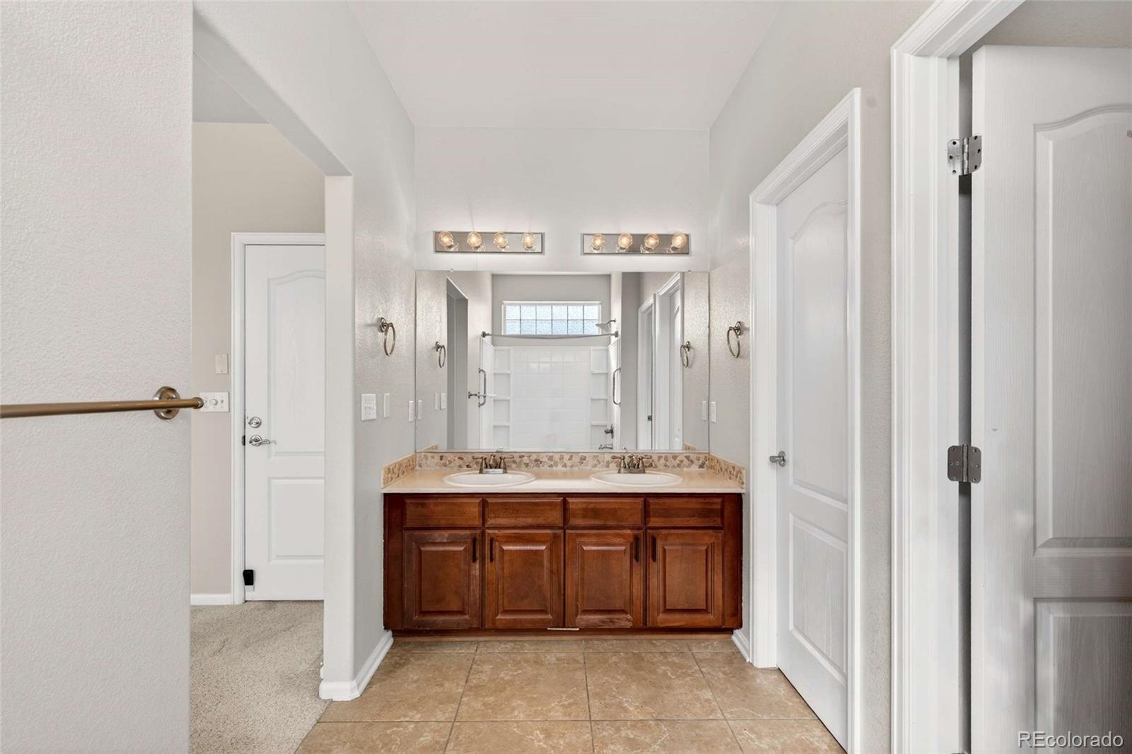 MLS Image #13 for 24666 e arizona circle,aurora, Colorado