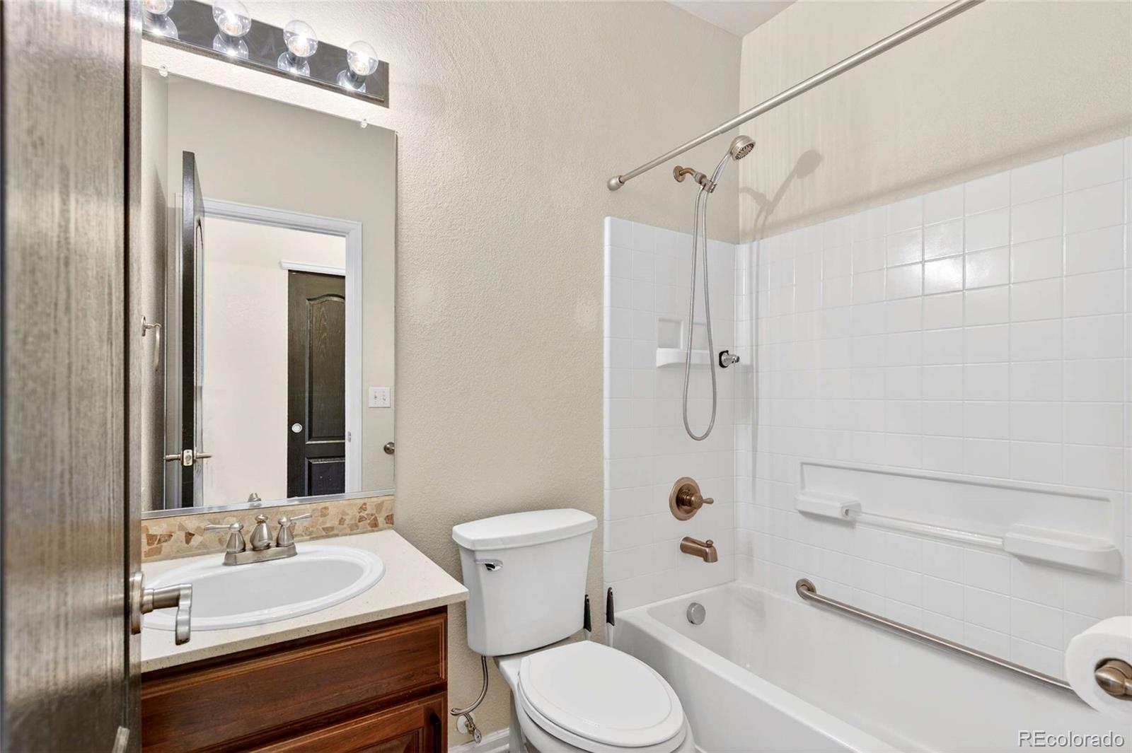 MLS Image #16 for 24666 e arizona circle,aurora, Colorado