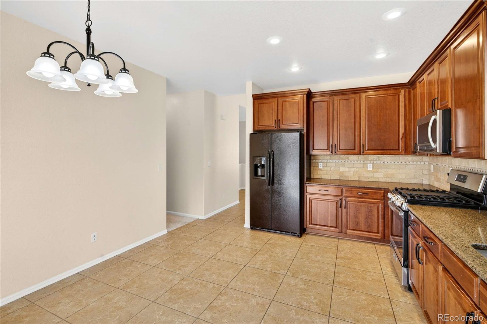 MLS Image #7 for 24666 e arizona circle,aurora, Colorado