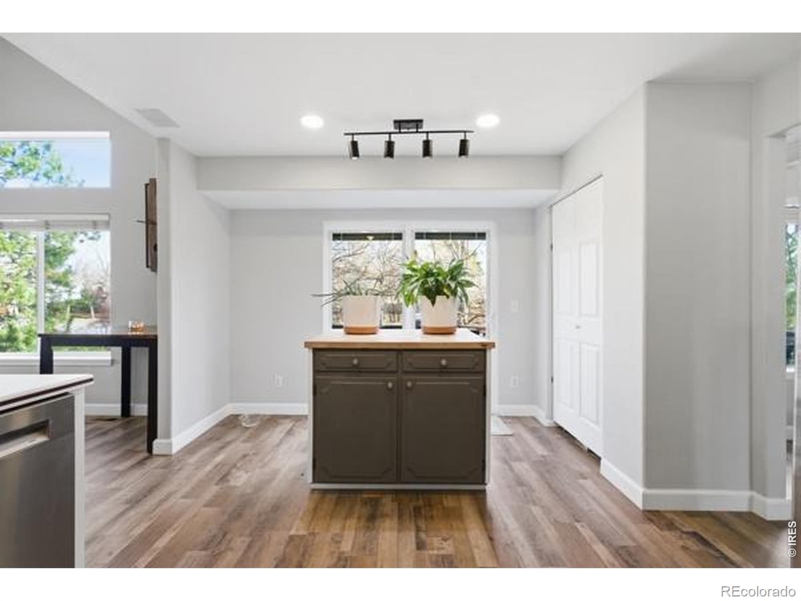 MLS Image #11 for 614  bentley place,fort collins, Colorado