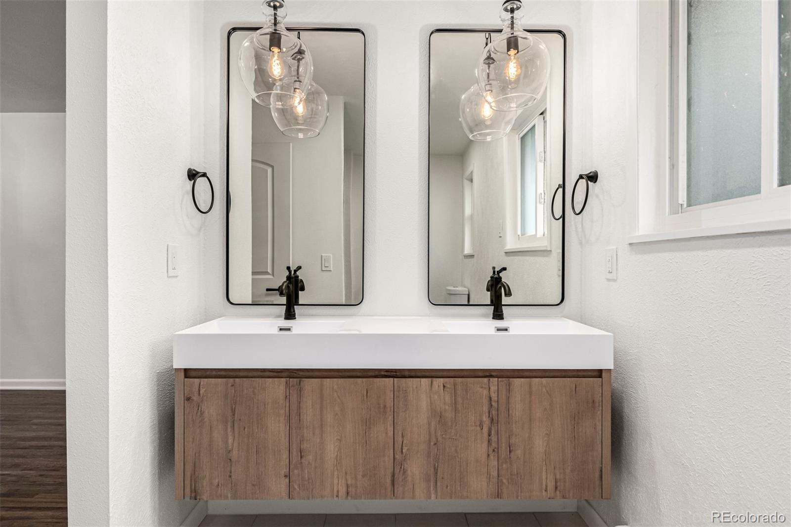 MLS Image #24 for 5520 w kent place,denver, Colorado