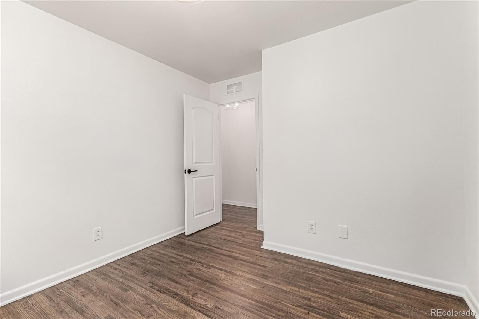 MLS Image #27 for 5520 w kent place,denver, Colorado