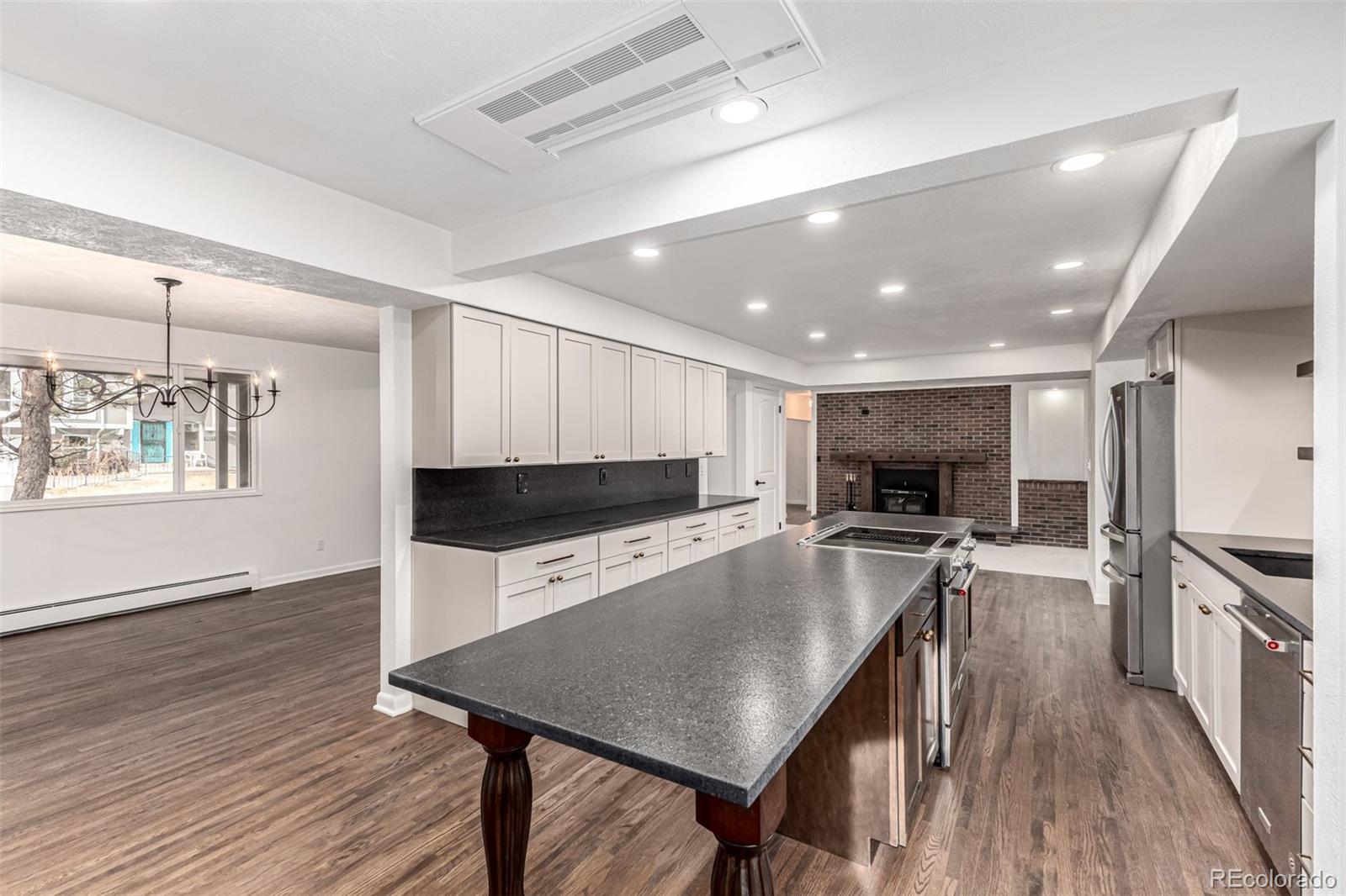 MLS Image #4 for 5520 w kent place,denver, Colorado
