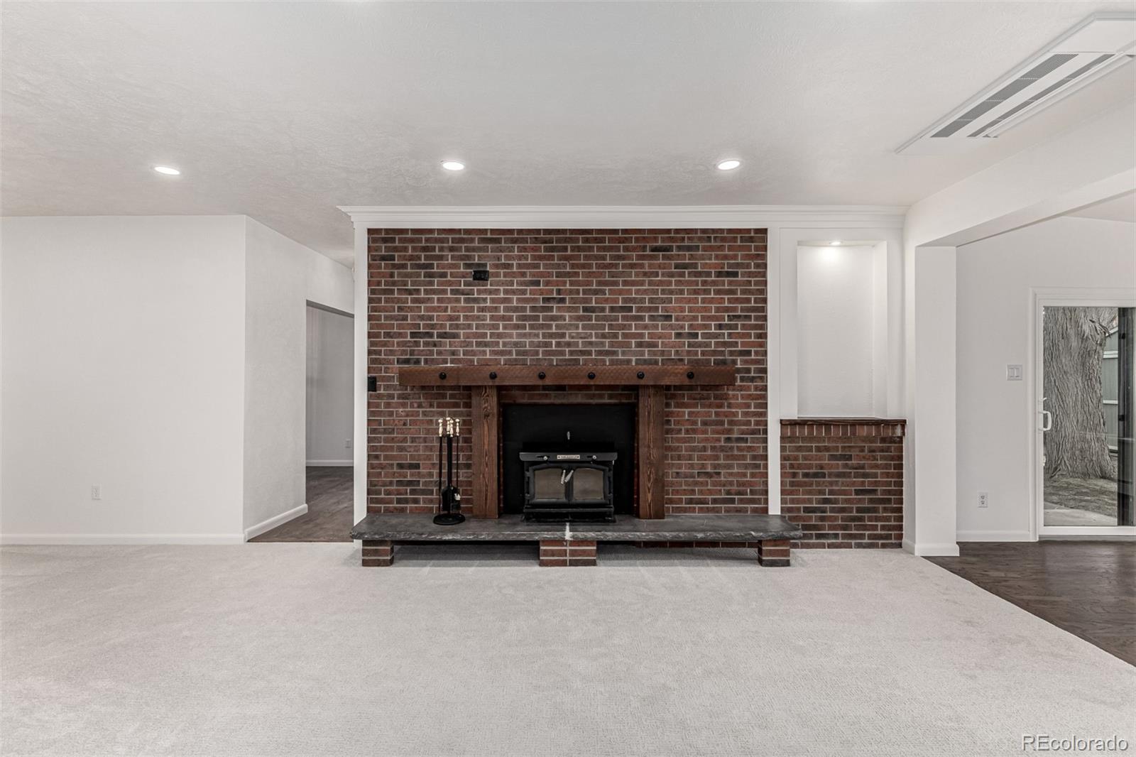 MLS Image #6 for 5520 w kent place,denver, Colorado