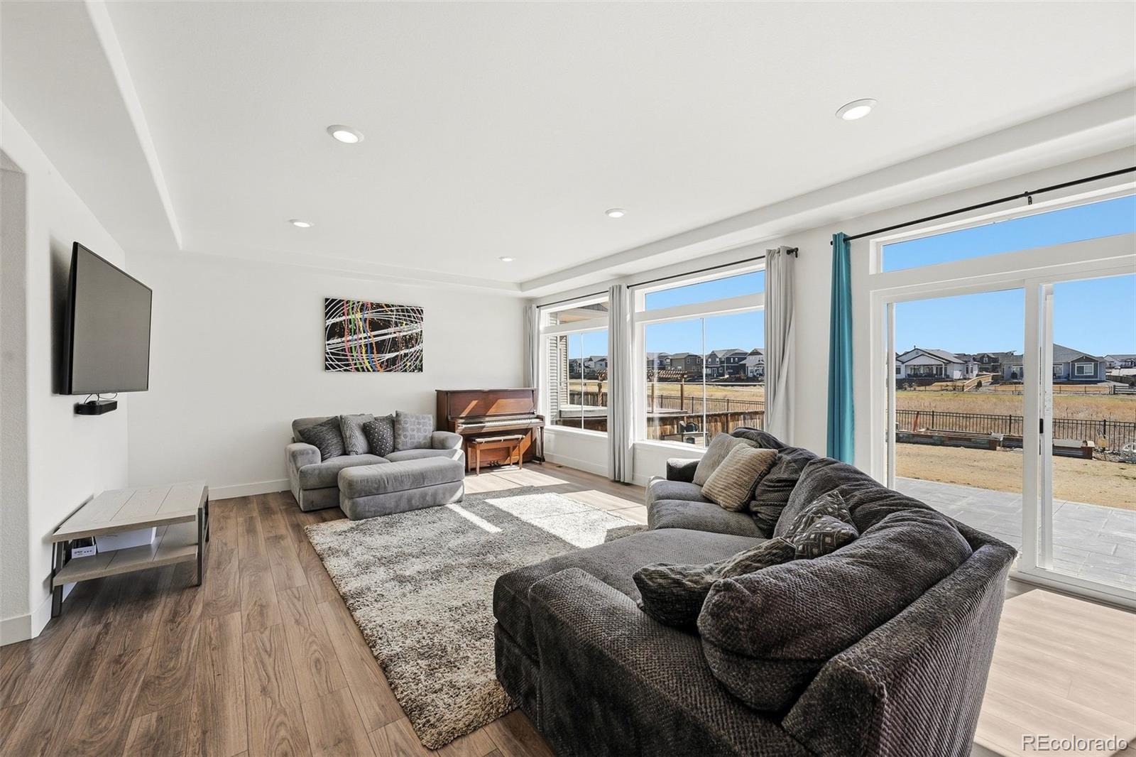 MLS Image #10 for 16438 e 111th place,commerce city, Colorado
