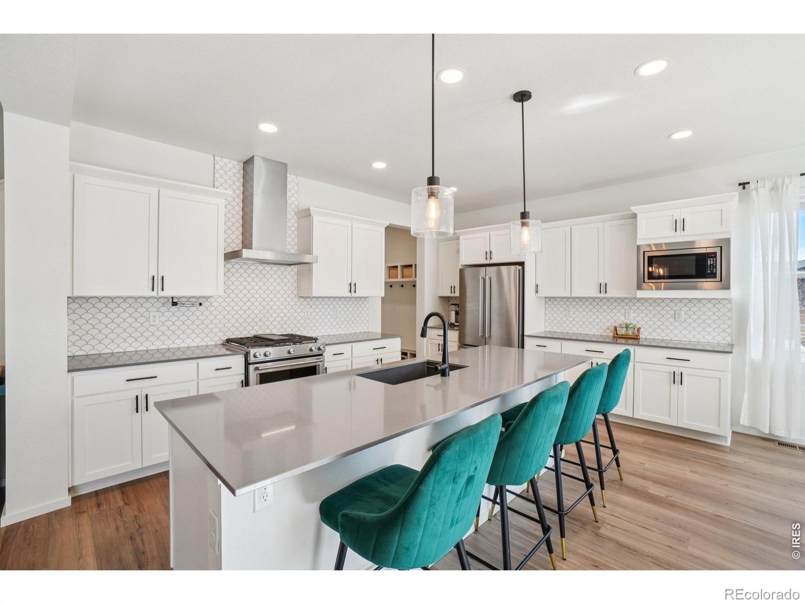 MLS Image #11 for 2951  coleman street,fort collins, Colorado