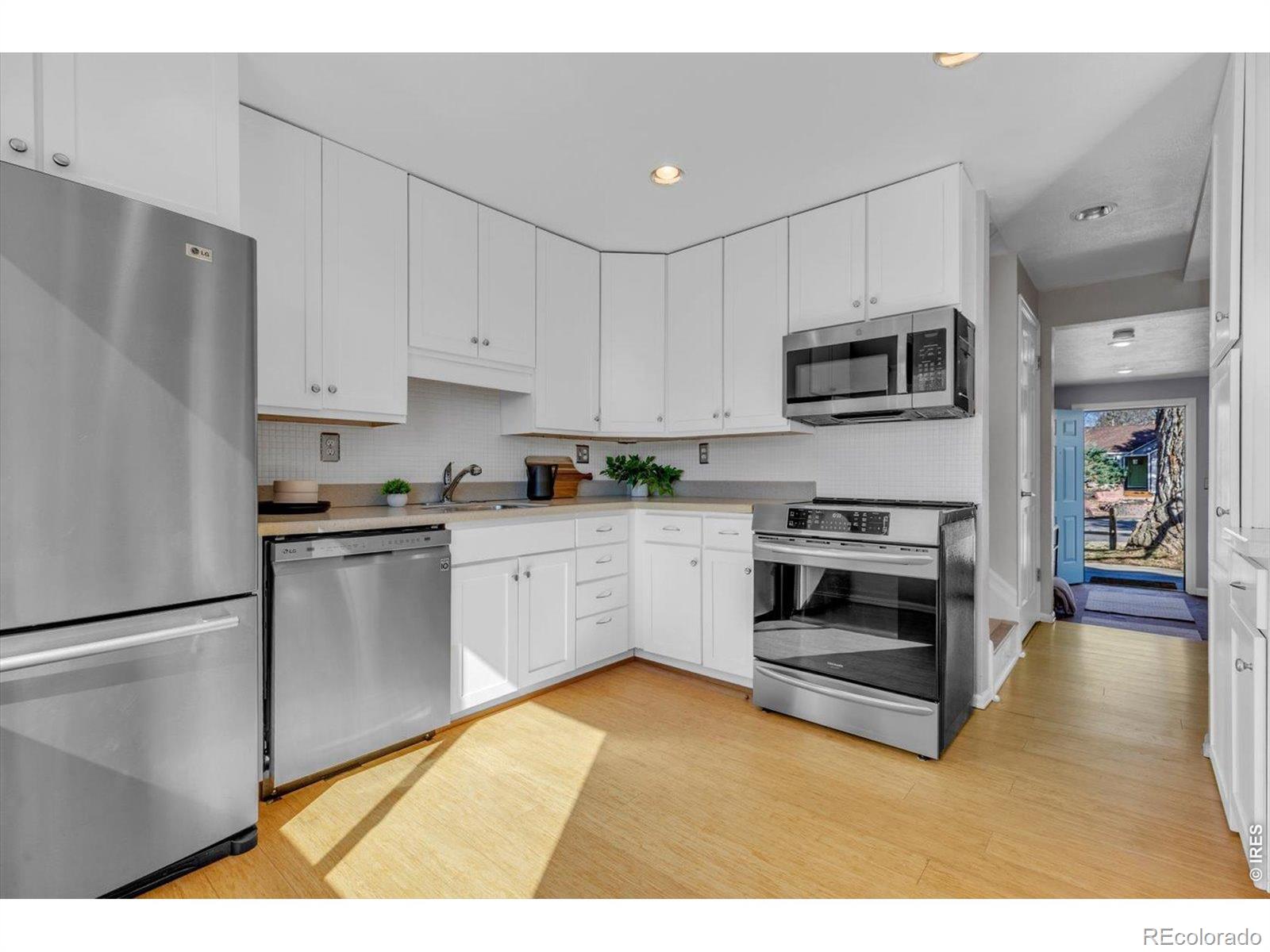 MLS Image #3 for 256 w elm street,louisville, Colorado