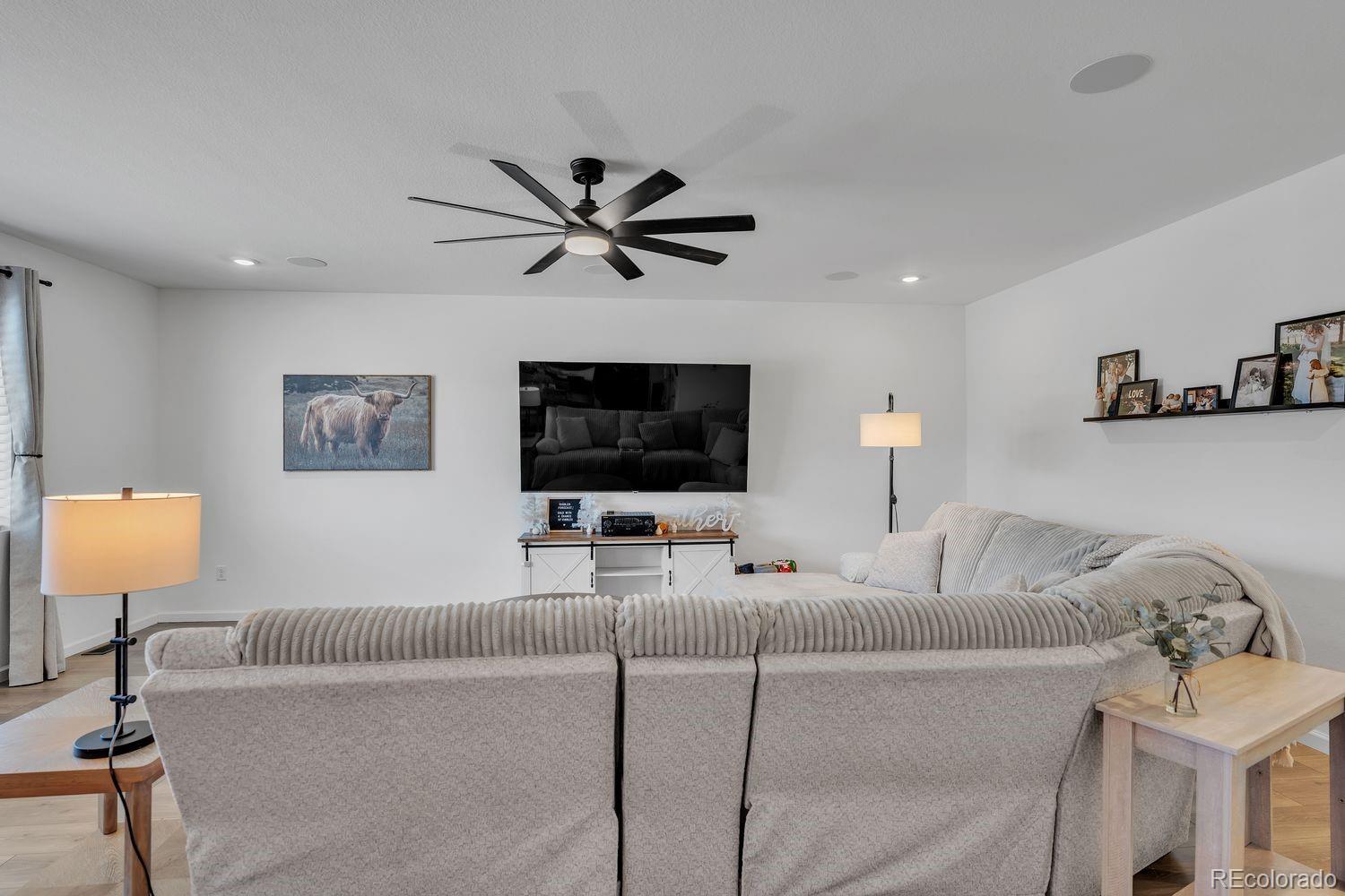 MLS Image #11 for 220 s vandriver way,aurora, Colorado