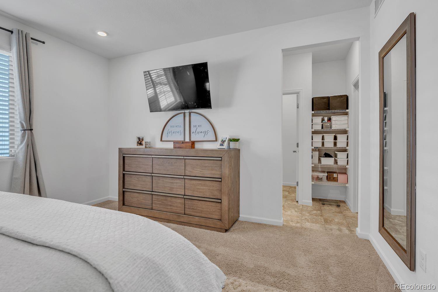 MLS Image #15 for 220 s vandriver way,aurora, Colorado