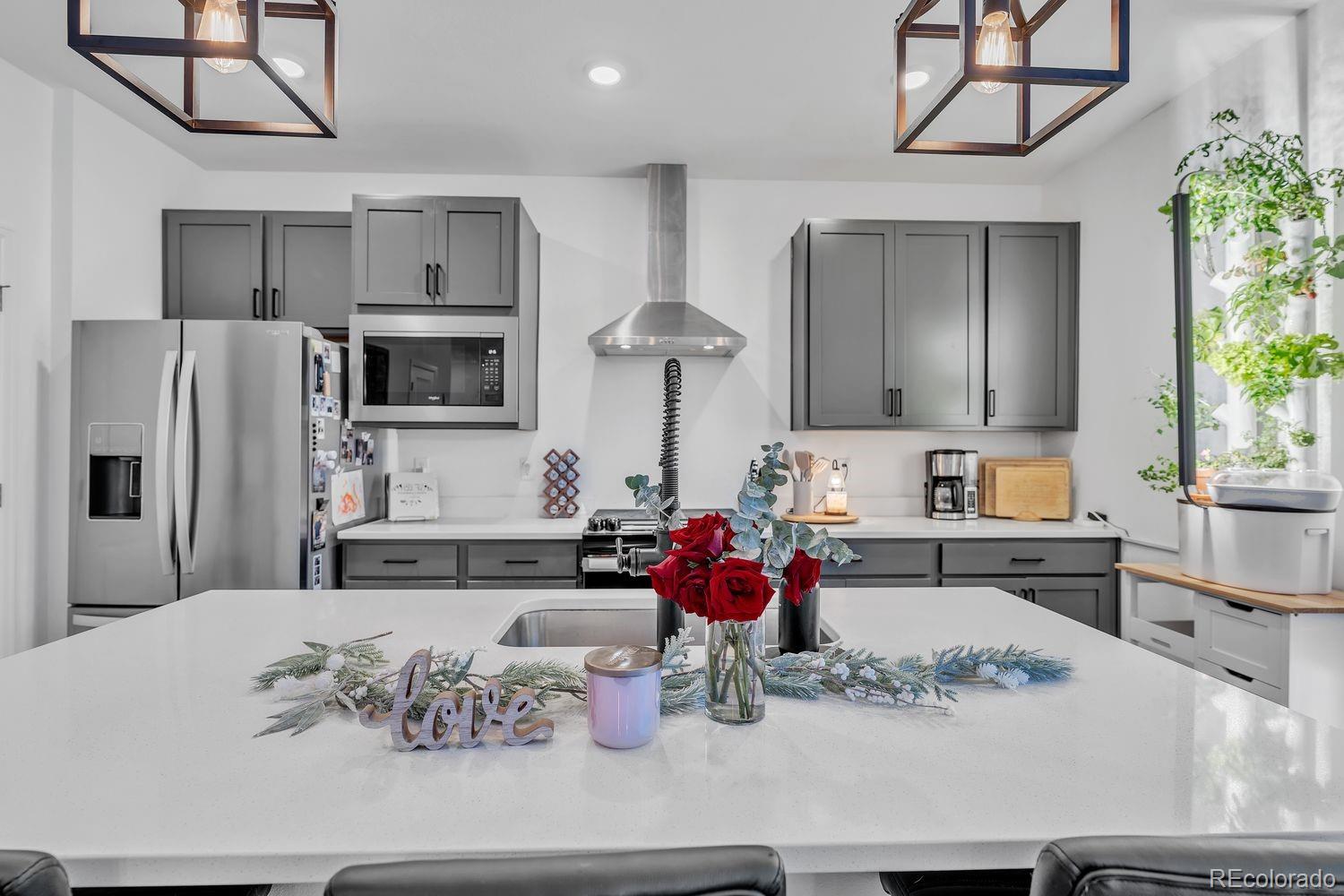 MLS Image #9 for 220 s vandriver way,aurora, Colorado