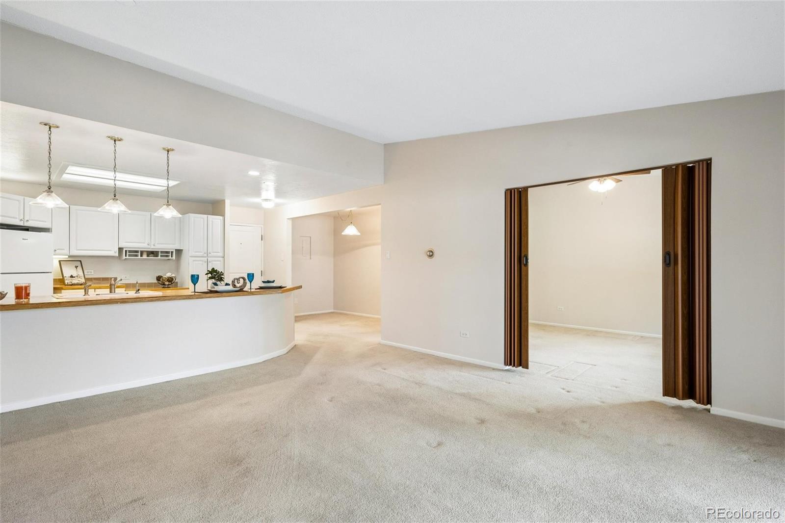 MLS Image #10 for 650 s clinton street 5d,denver, Colorado