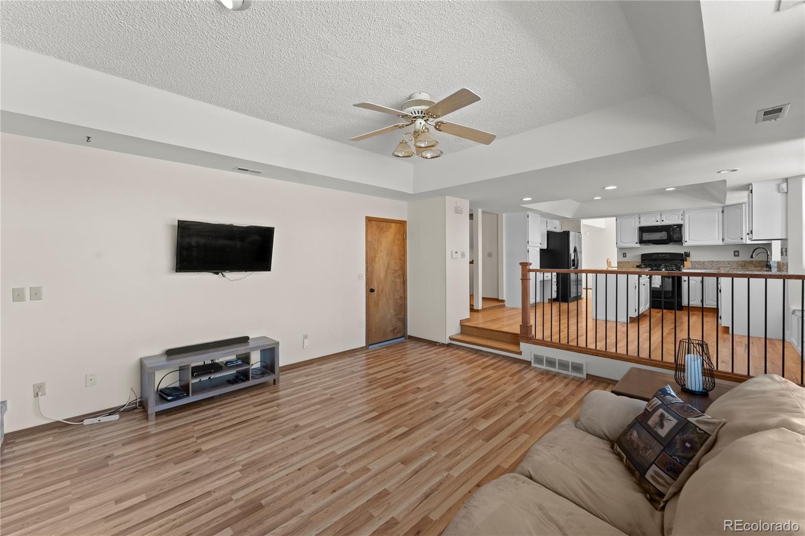 MLS Image #16 for 925  wuthering heights drive,colorado springs, Colorado