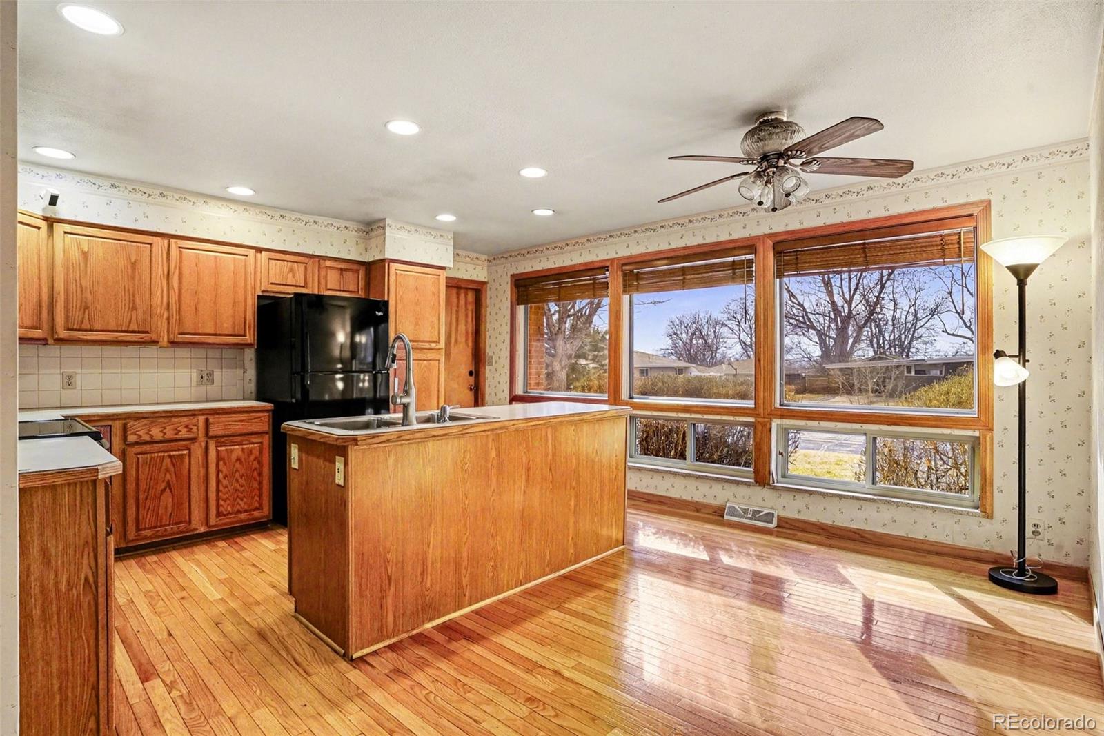 MLS Image #15 for 4850 s inca street,englewood, Colorado