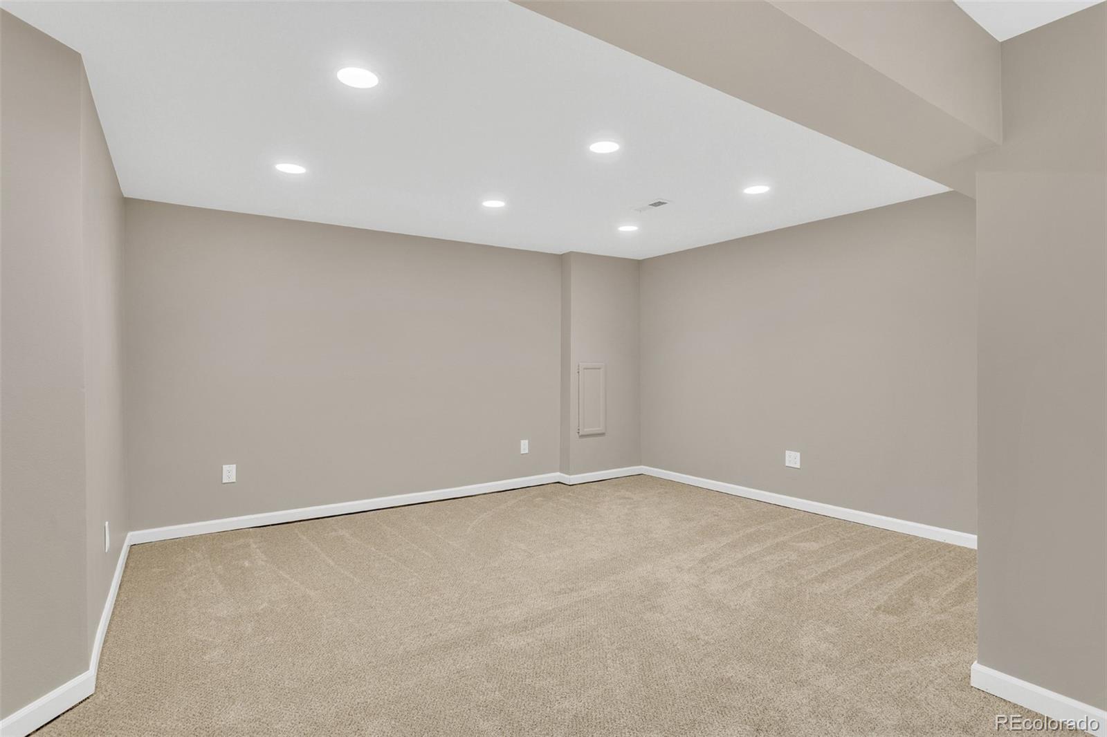 MLS Image #15 for 5288 s olathe circle,centennial, Colorado