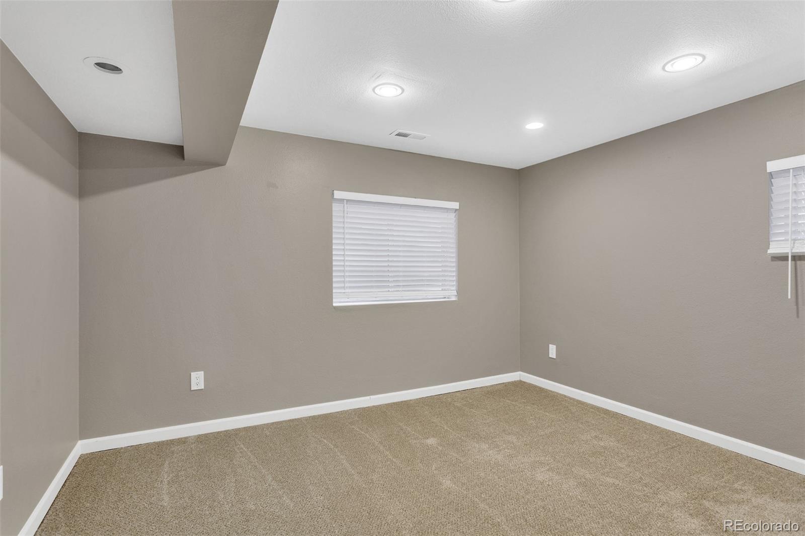 MLS Image #19 for 5288 s olathe circle,centennial, Colorado