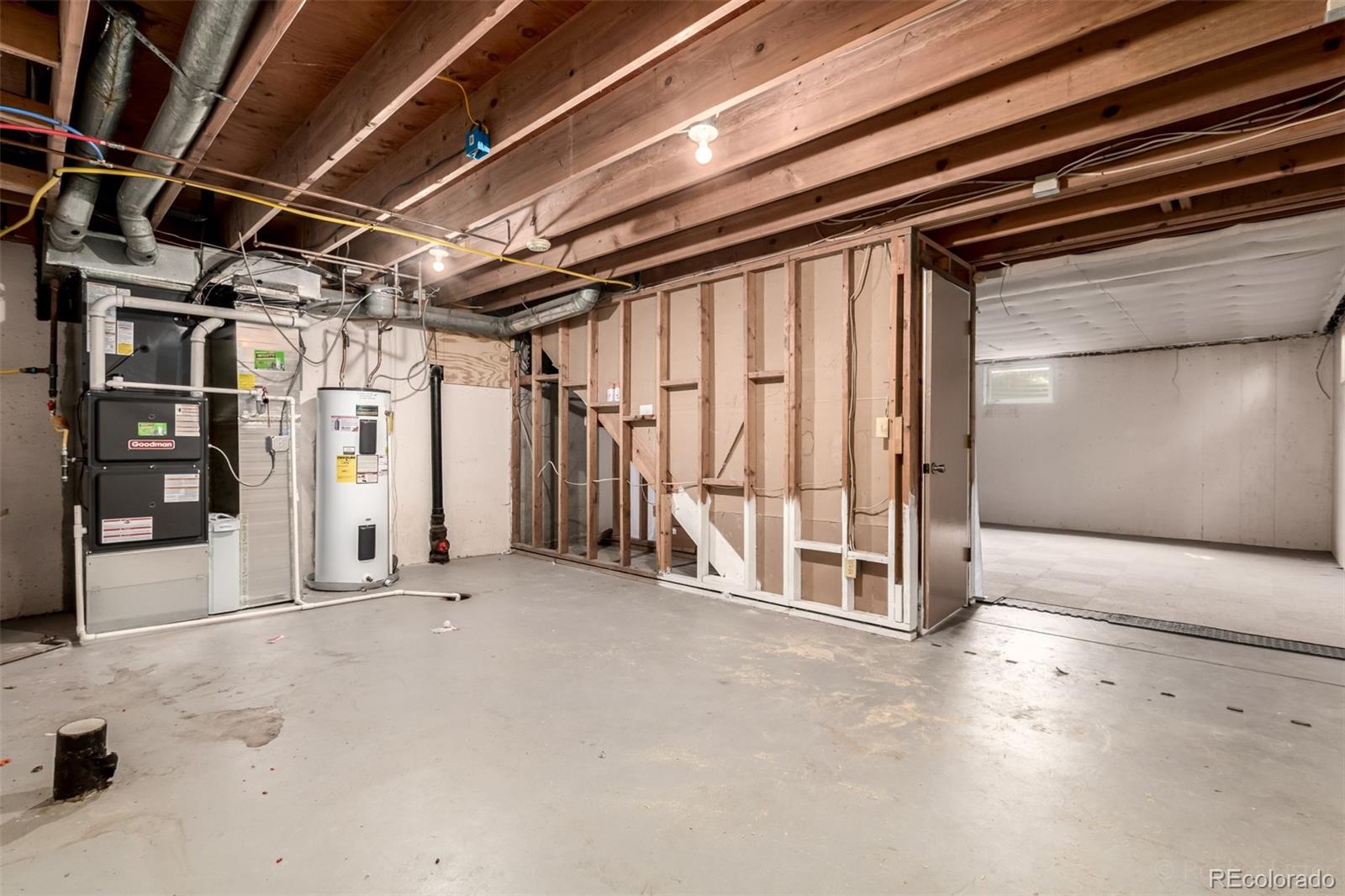MLS Image #26 for 135 s eagle circle,aurora, Colorado