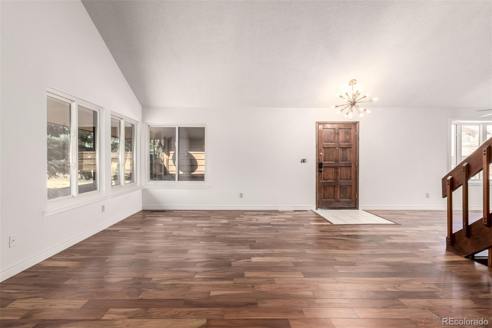 MLS Image #3 for 135 s eagle circle,aurora, Colorado