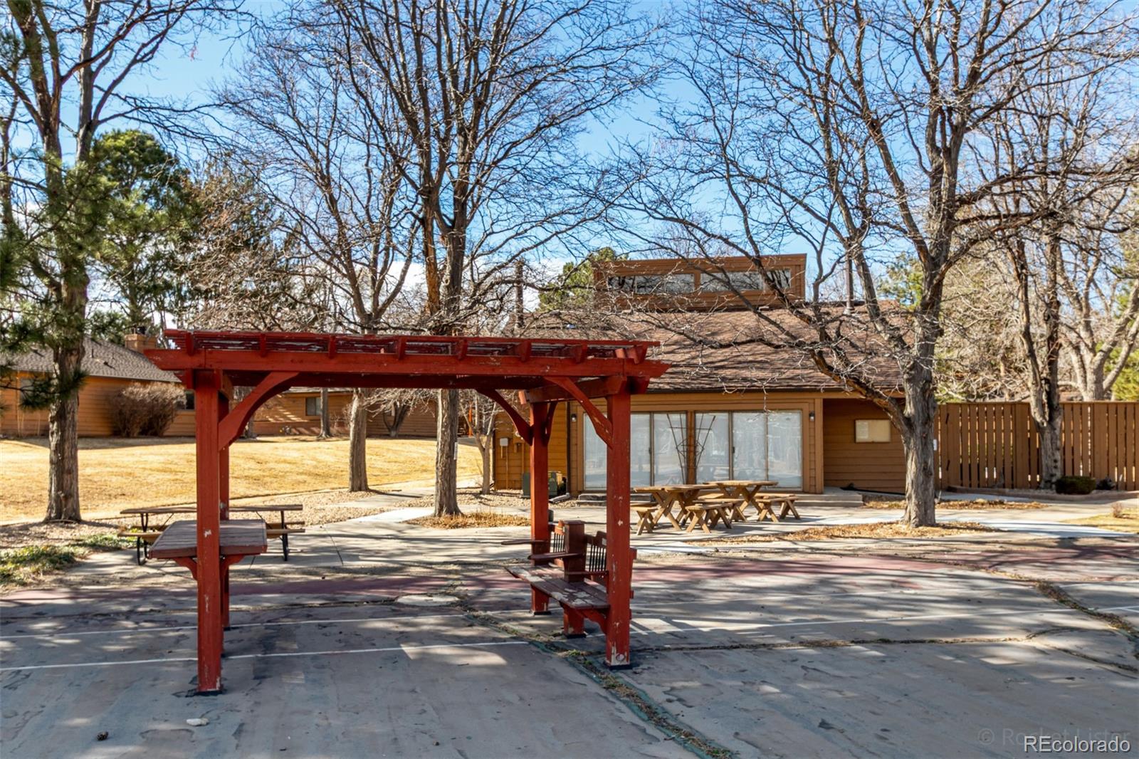MLS Image #33 for 135 s eagle circle,aurora, Colorado