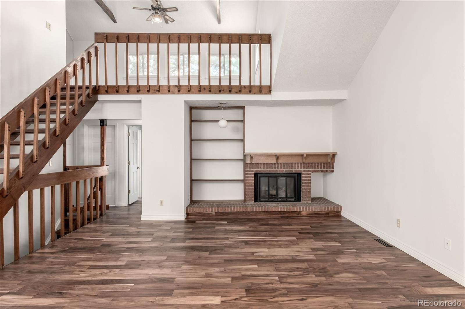 MLS Image #5 for 135 s eagle circle,aurora, Colorado