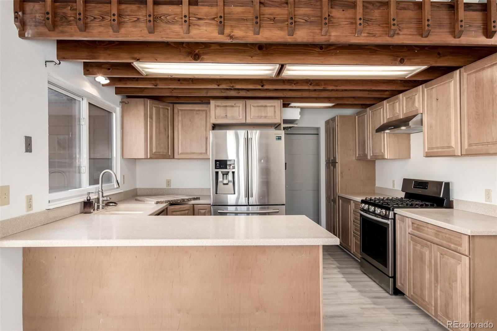 MLS Image #9 for 135 s eagle circle,aurora, Colorado