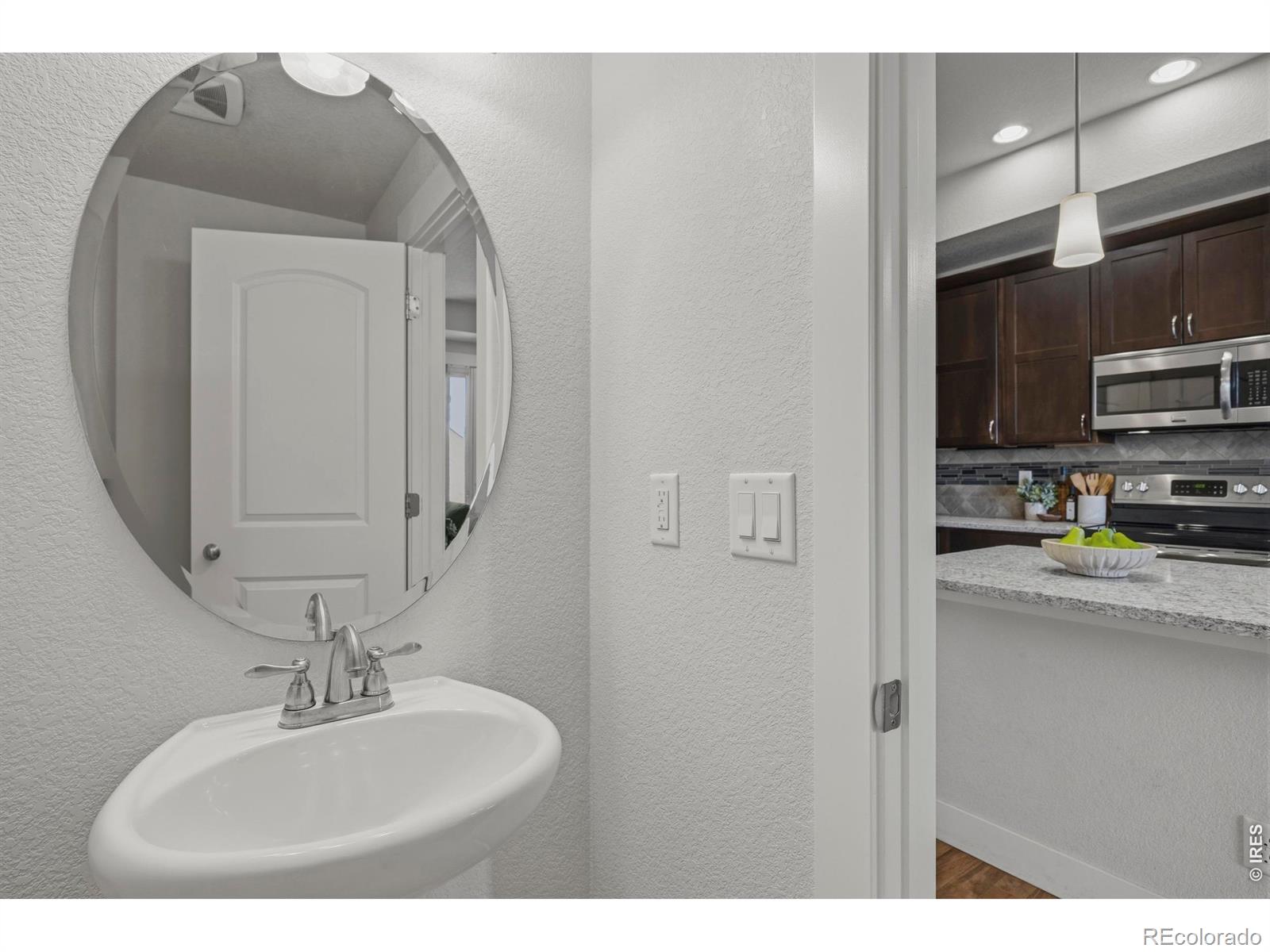 MLS Image #17 for 2521  des moines drive,fort collins, Colorado