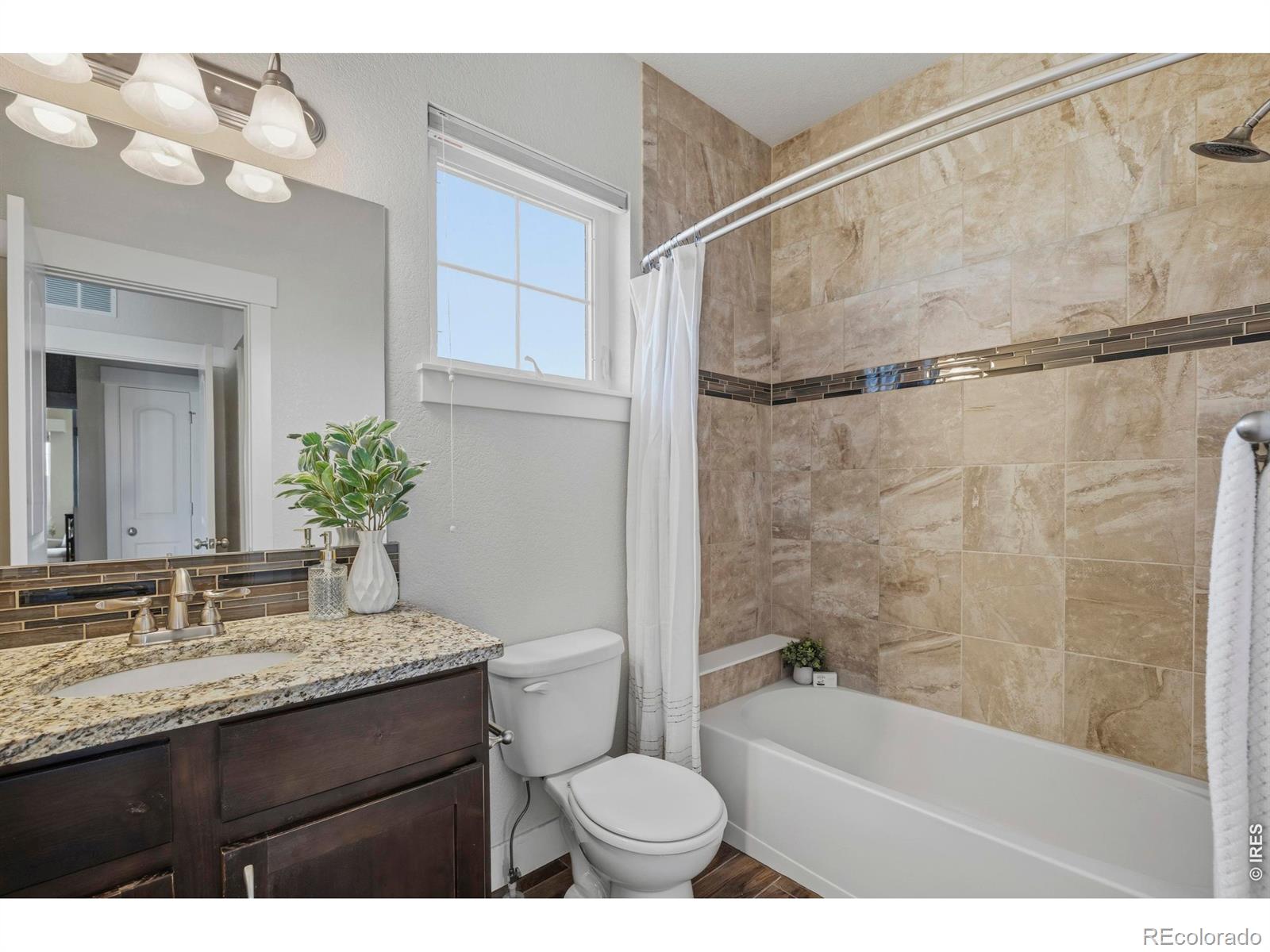MLS Image #26 for 2521  des moines drive,fort collins, Colorado
