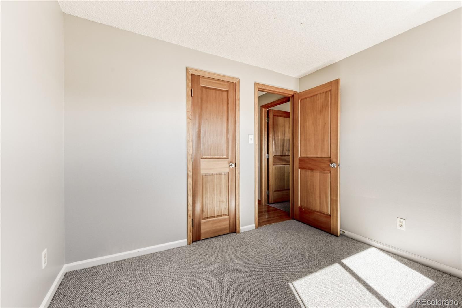 MLS Image #25 for 128  olympus circle,lone tree, Colorado