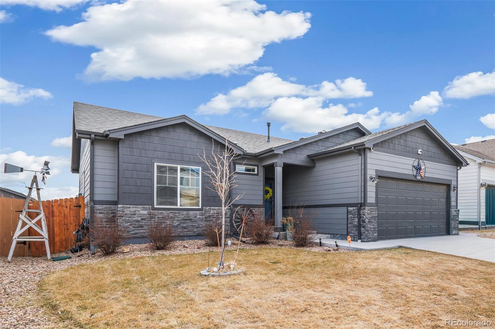 MLS Image #1 for 1410  kings crown drive,milliken, Colorado