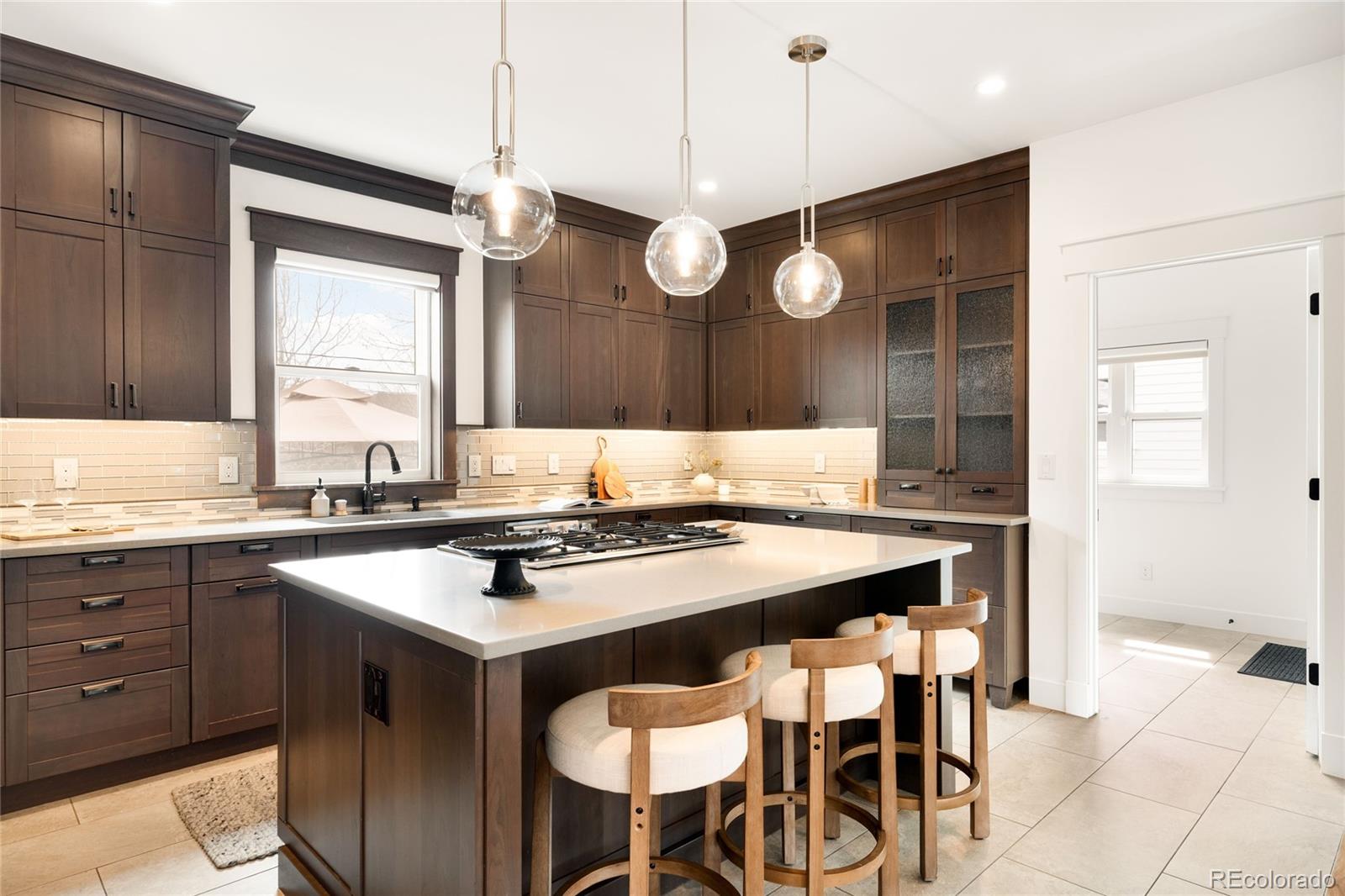 MLS Image #11 for 3062 w 37th avenue,denver, Colorado