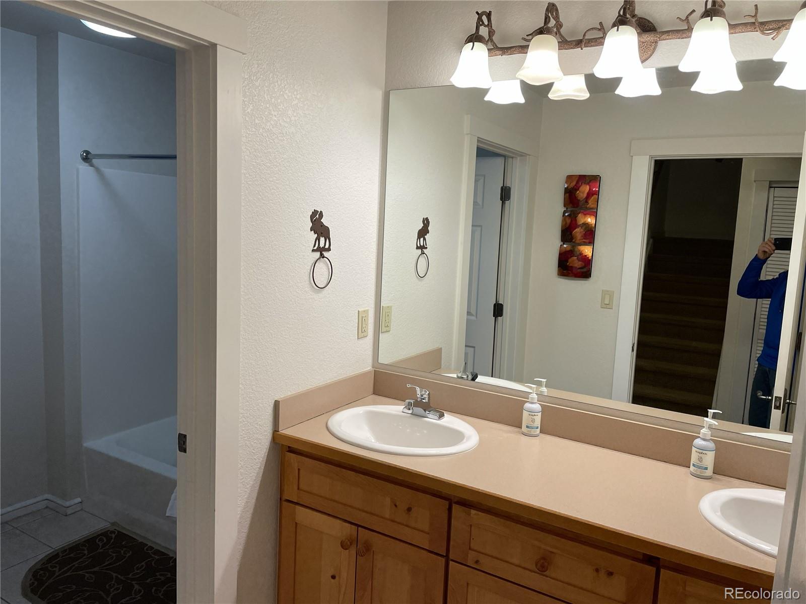 MLS Image #9 for 27  lake ridge circle,dillon, Colorado