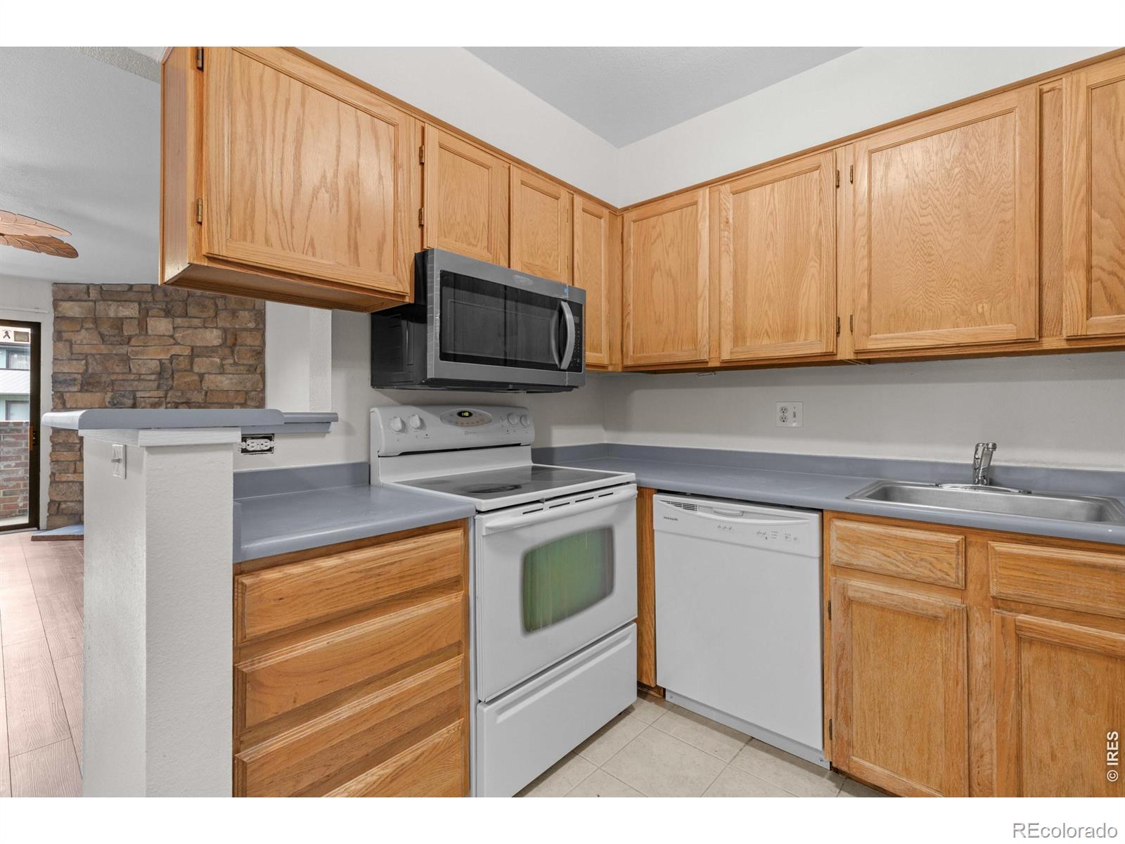MLS Image #9 for 11907 e harvard avenue 102,aurora, Colorado