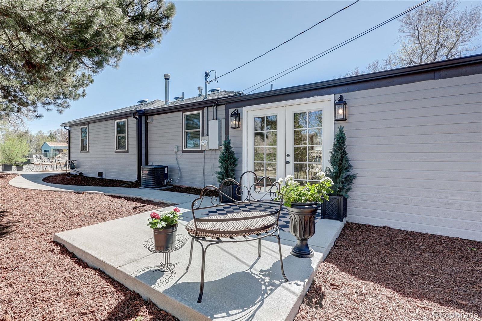 MLS Image #3 for 665  juniper street,golden, Colorado