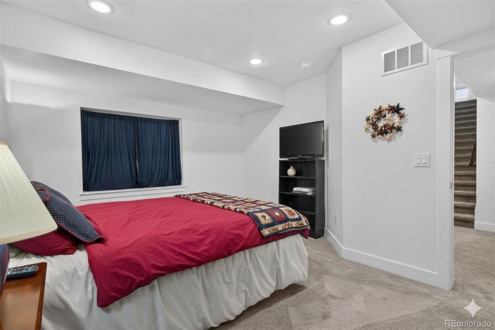 MLS Image #12 for 10076 e 63rd avenue,denver, Colorado