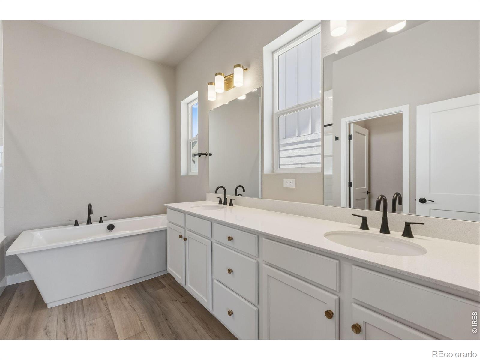 MLS Image #12 for 3435  ballinger circle,mead, Colorado
