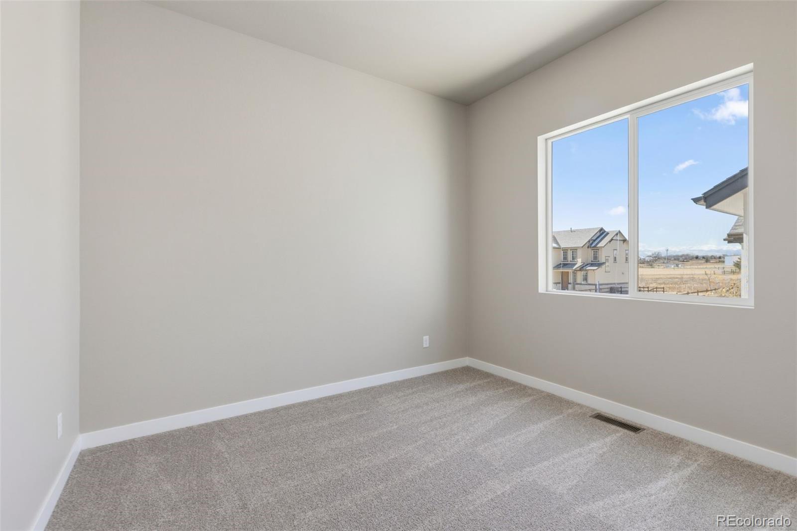 MLS Image #17 for 3435  ballinger circle,mead, Colorado