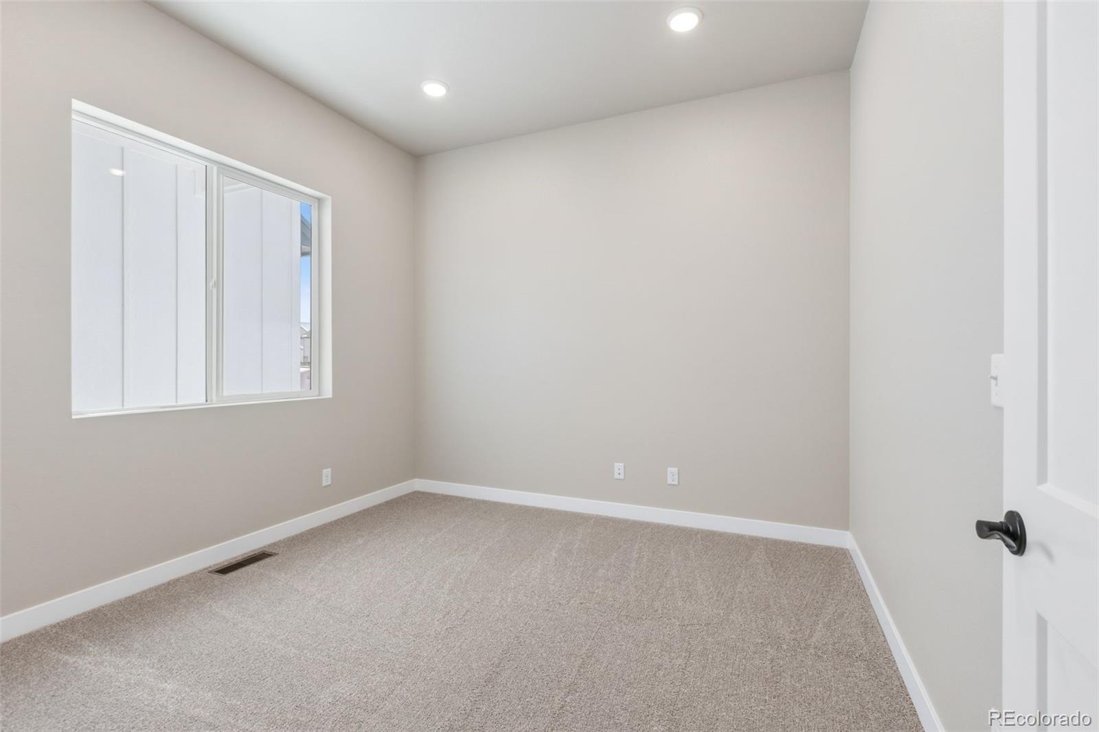 MLS Image #20 for 3435  ballinger circle,mead, Colorado