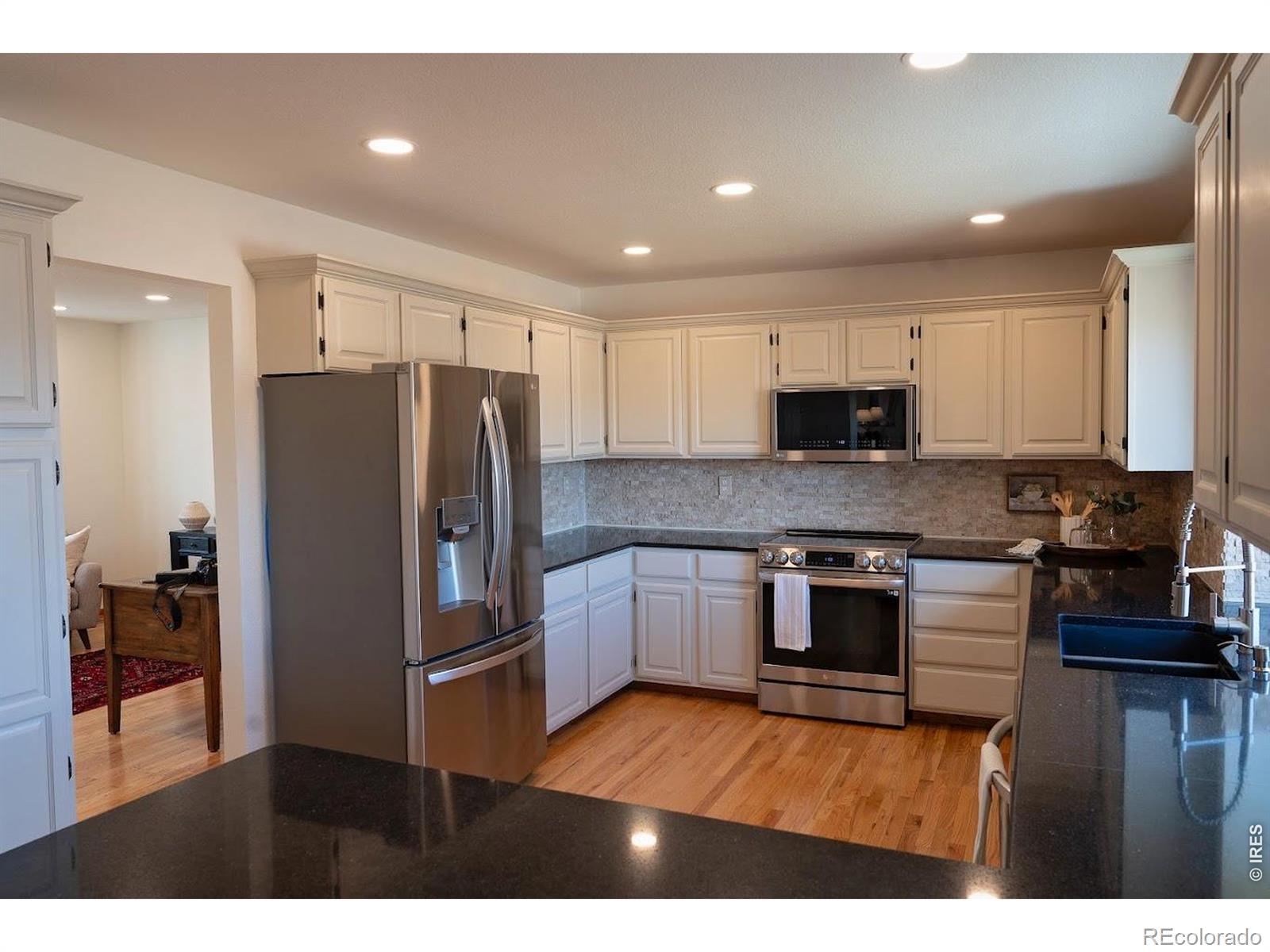 MLS Image #7 for 539 s 9th street,berthoud, Colorado