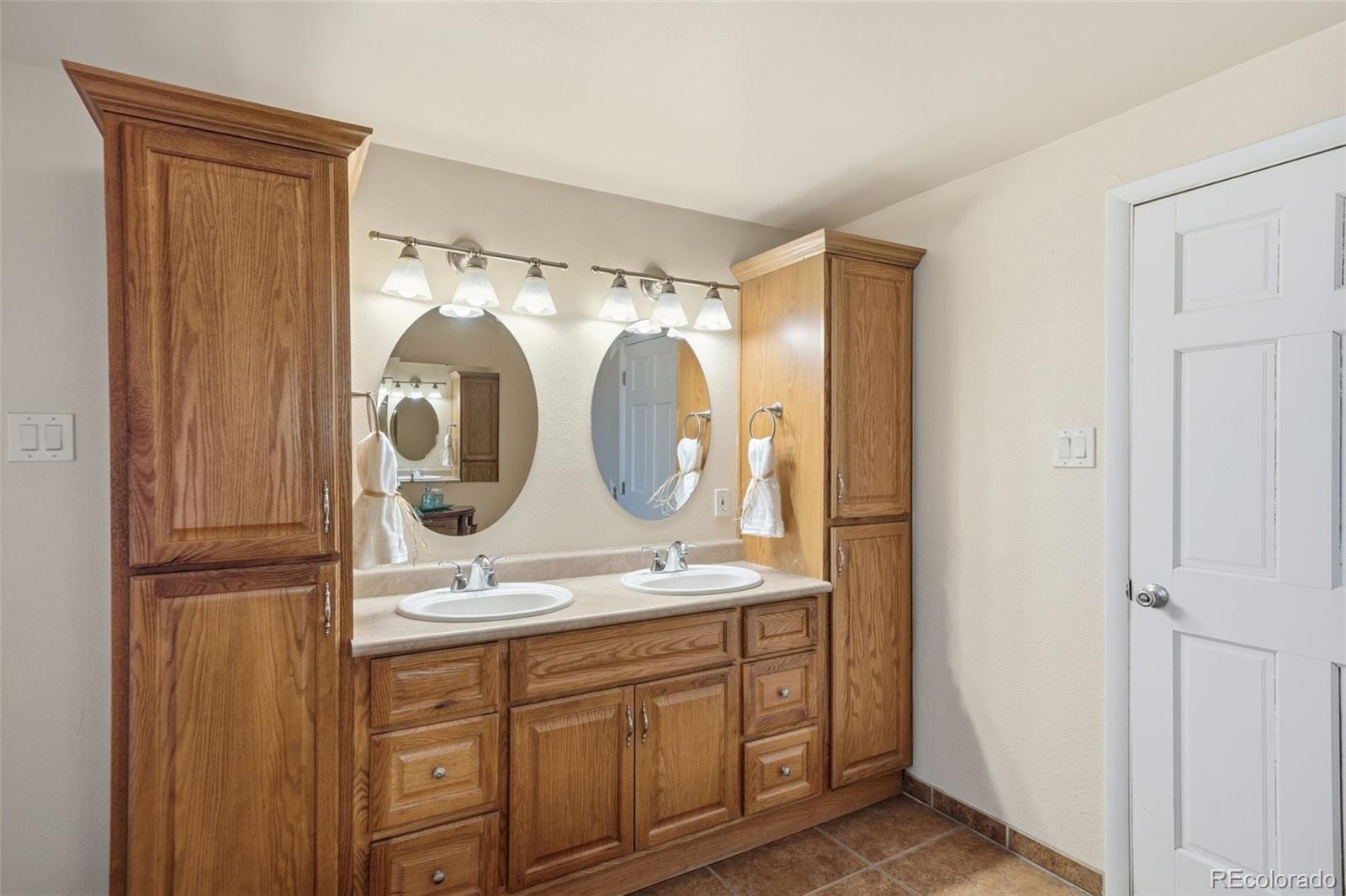 MLS Image #22 for 6671 s billings way,centennial, Colorado